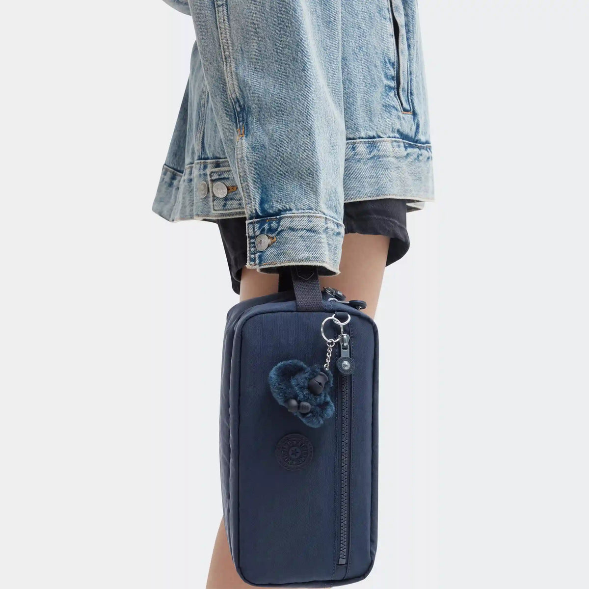 Agot Toiletry Bag