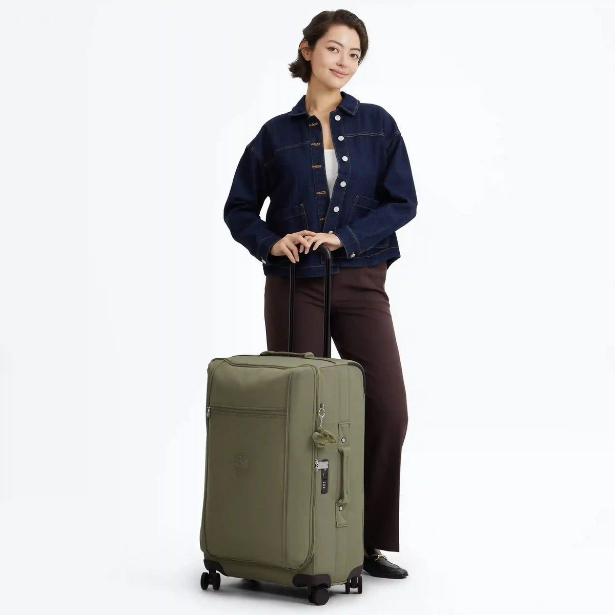Jet Medium Rolling Luggage